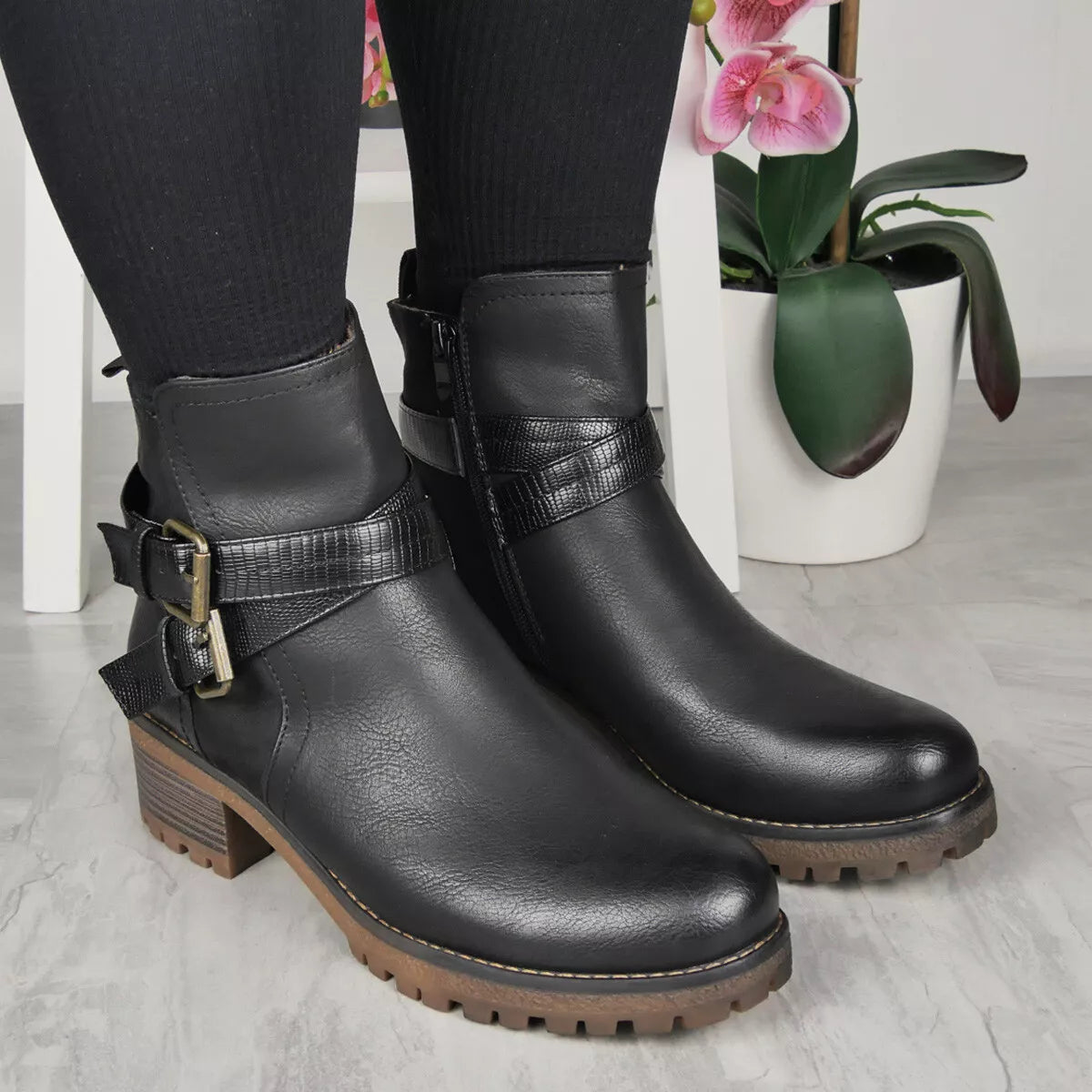 YVONNE Black Zip Comfy Lined Winter Ankle Boots