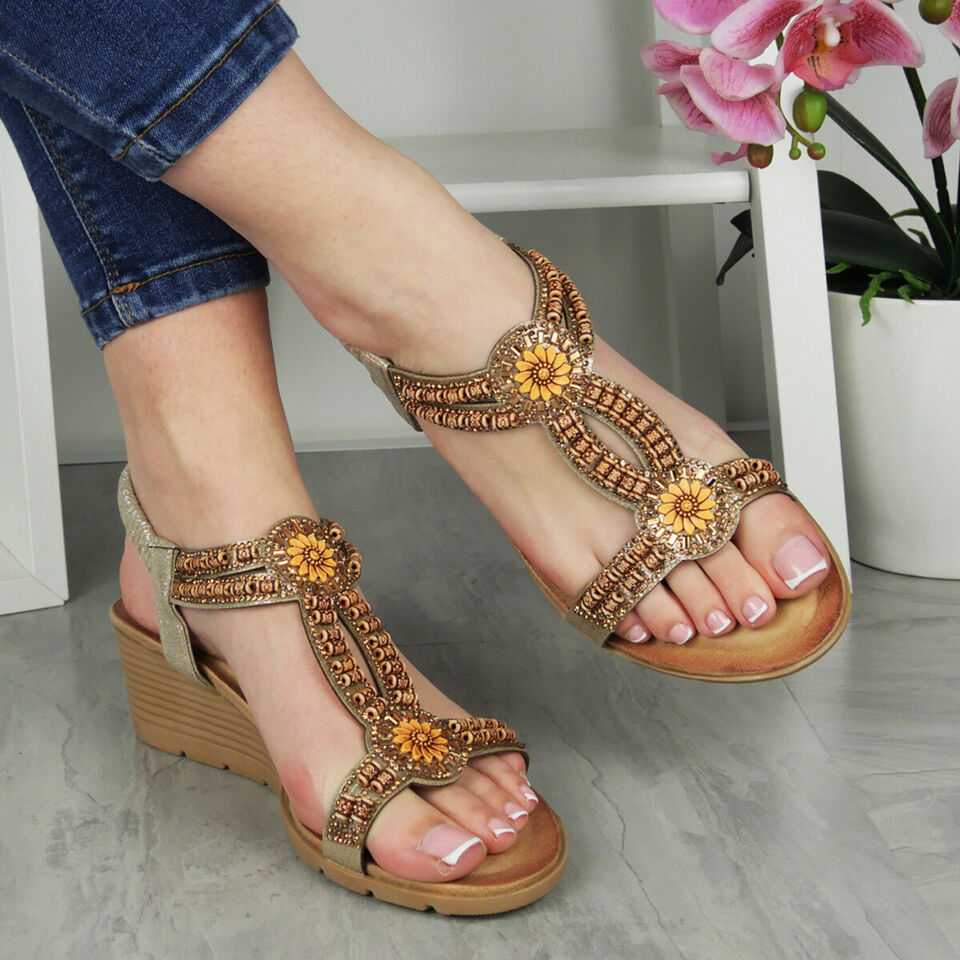 MIUCCIA Gold Elastic Strap Cushioned Wedge Sandals